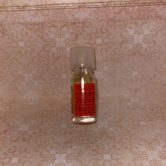 Bath & Body Works Home Fragrance Oil - BUTTERFLY FLOWER (Rare Discontinued) - Picture 2 of 5